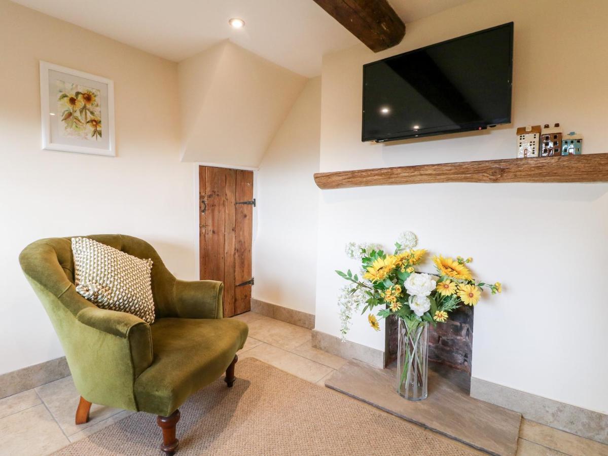 Tolldish Cottage Stafford Ngoại thất bức ảnh