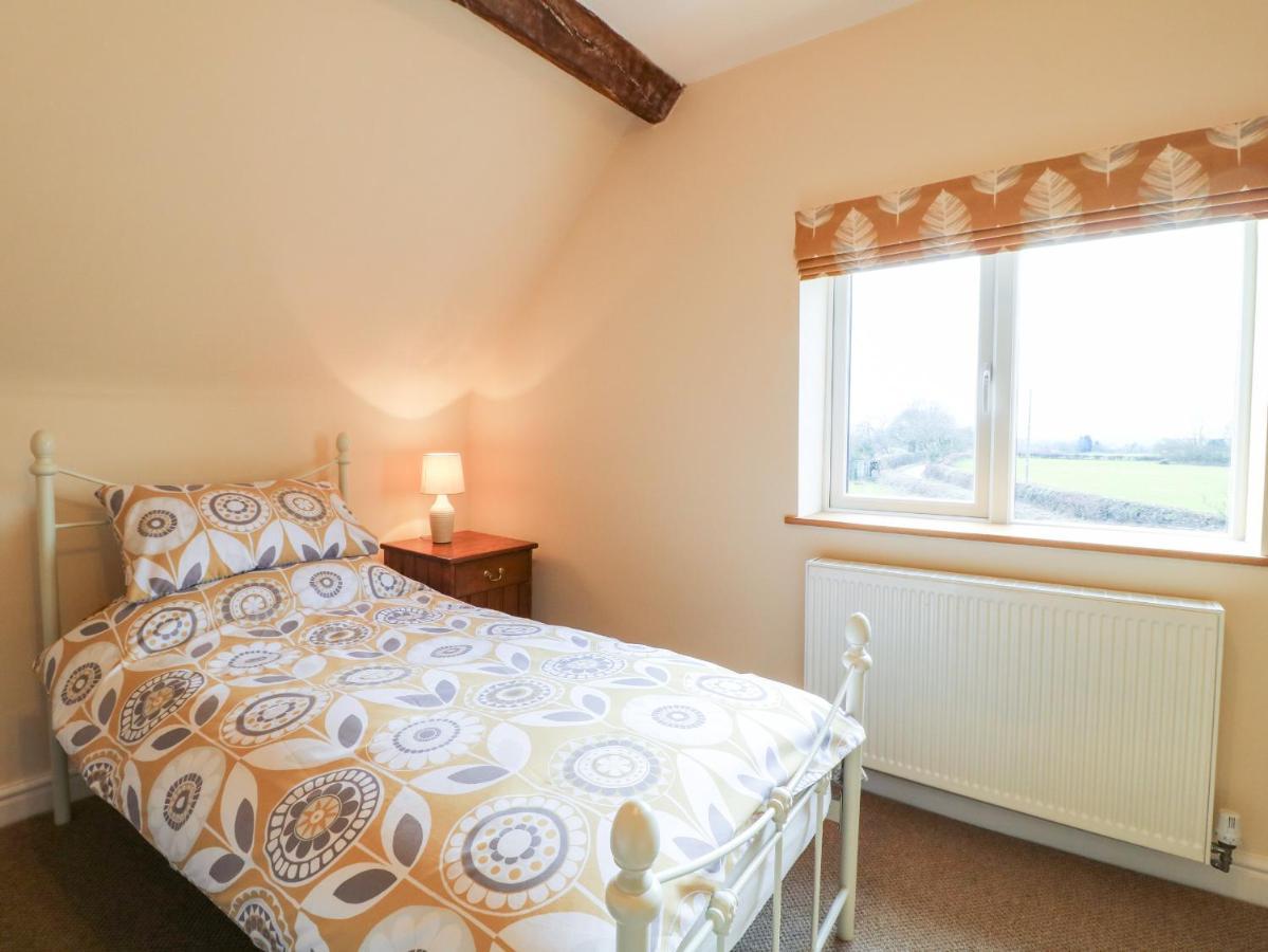 Tolldish Cottage Stafford Ngoại thất bức ảnh
